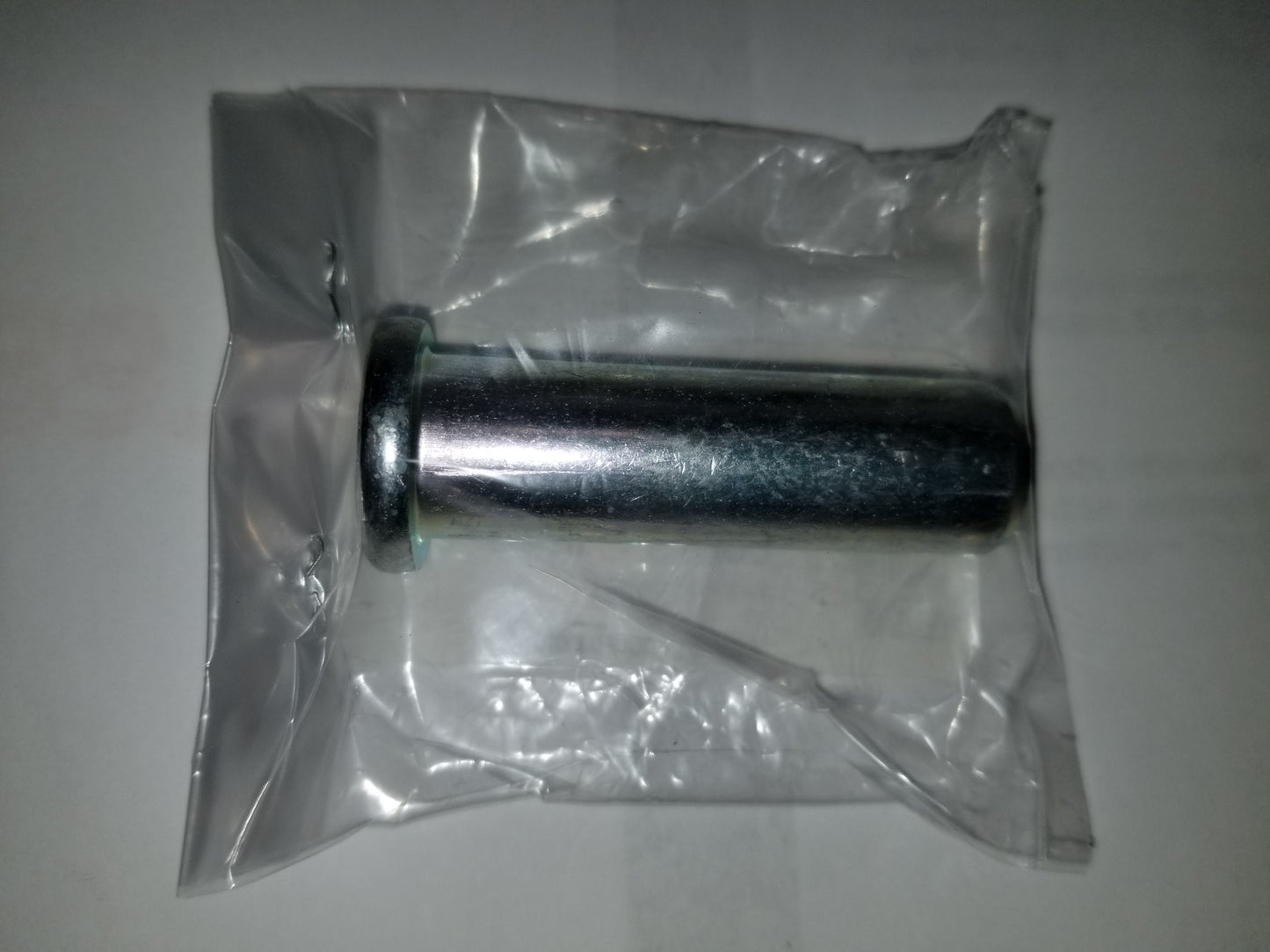 3703436M1- Pin - Massey Ferguson