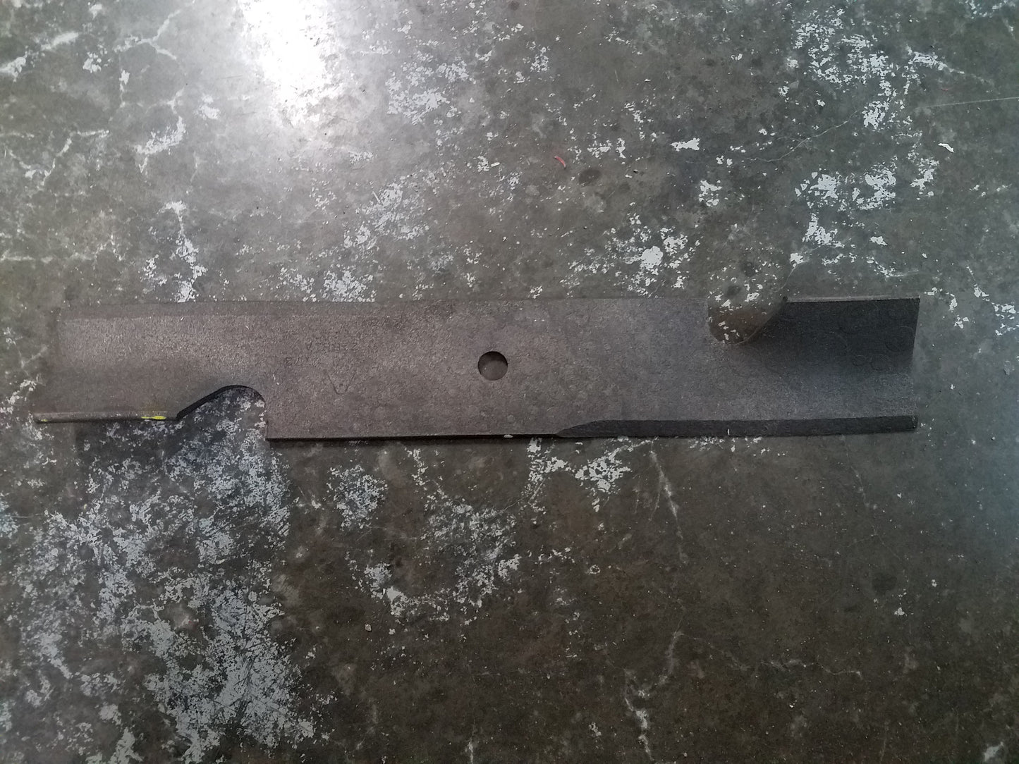 50040772 BLADE, 15" CW PARALLEL LIFT