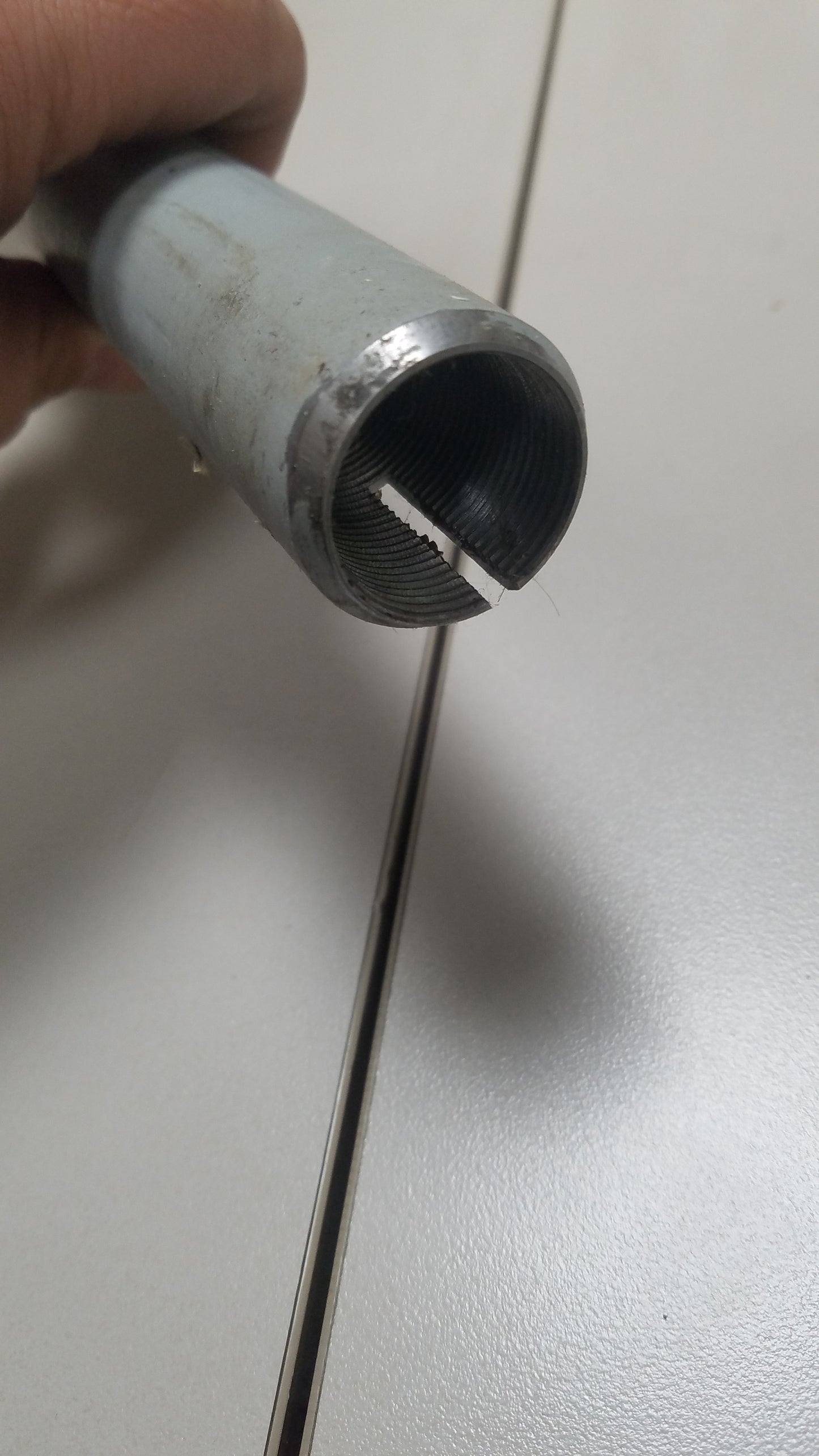 192862M1 Tube