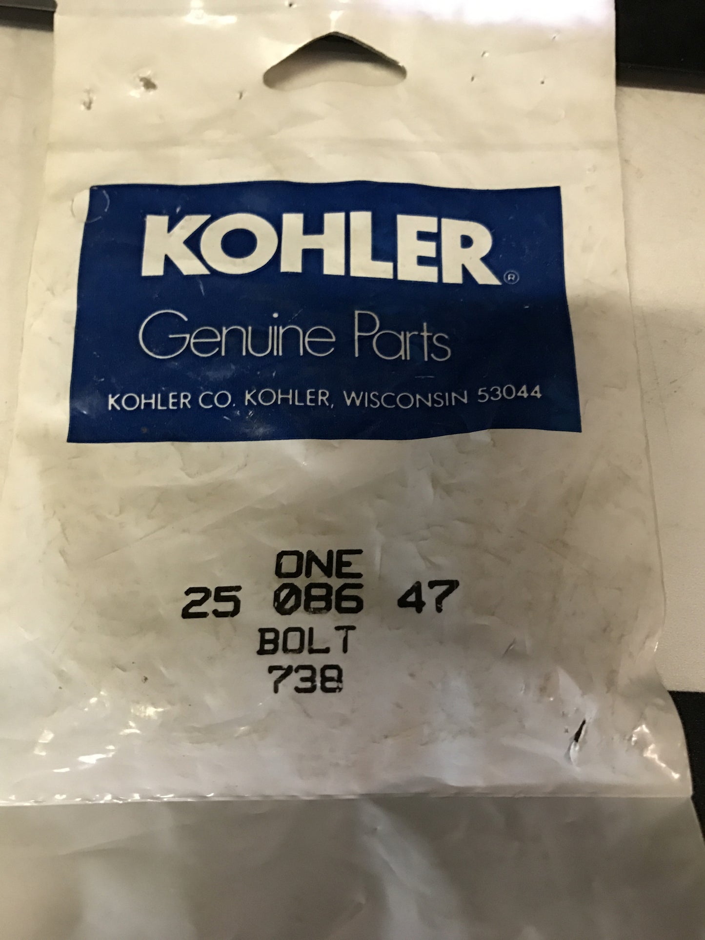 25 086 47-S BOLT: SHOULDER