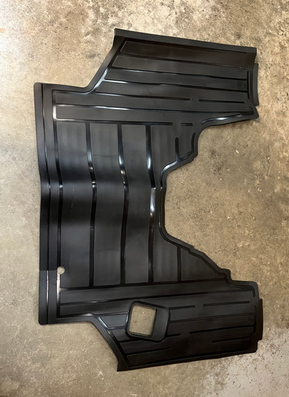 3703539M1   MASSEY FERGUSON FLOOR MAT