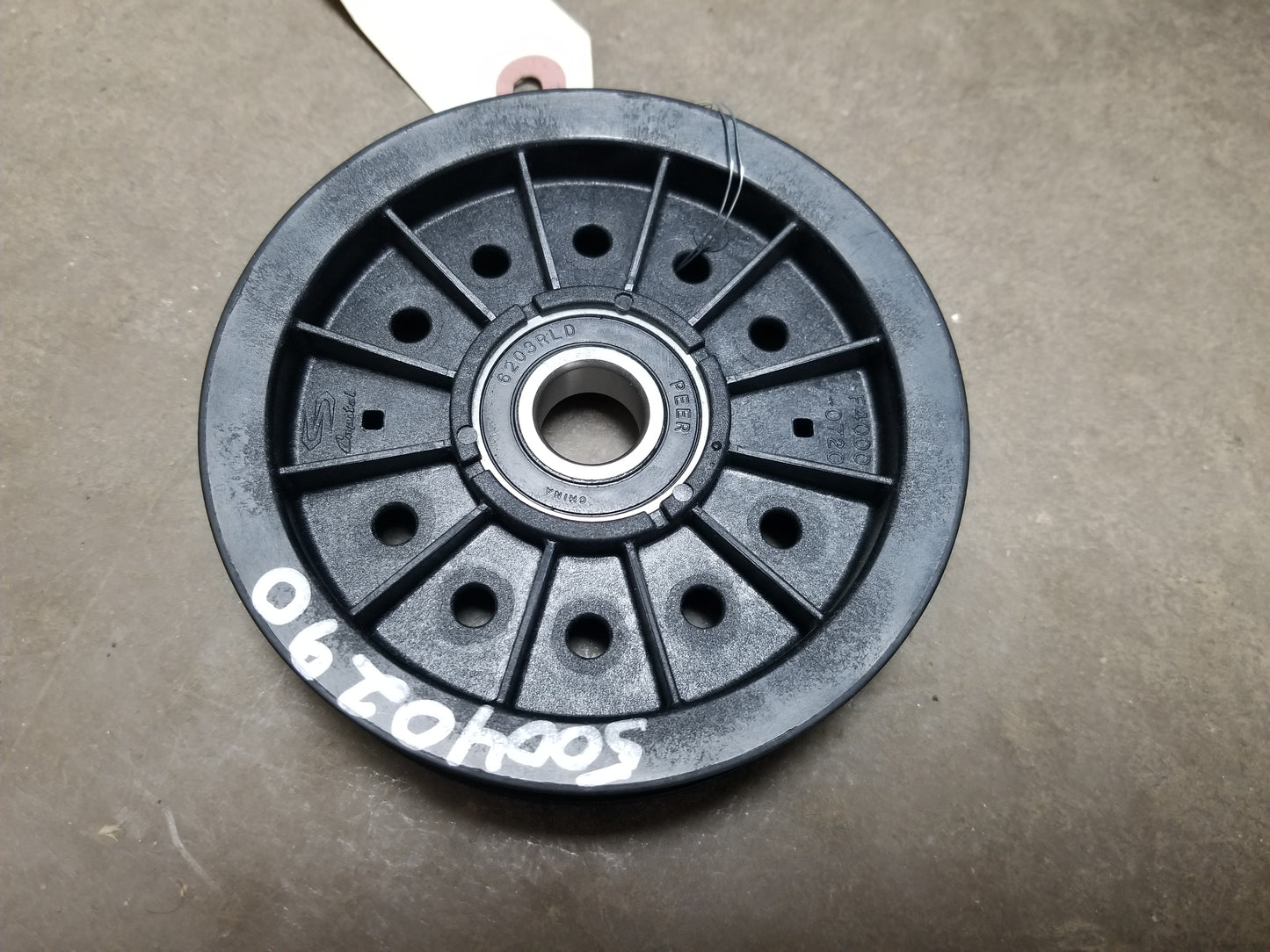 50040290   IDLER FLAT