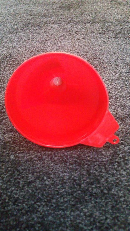 Funnel - 1 Pint - Agco Parts