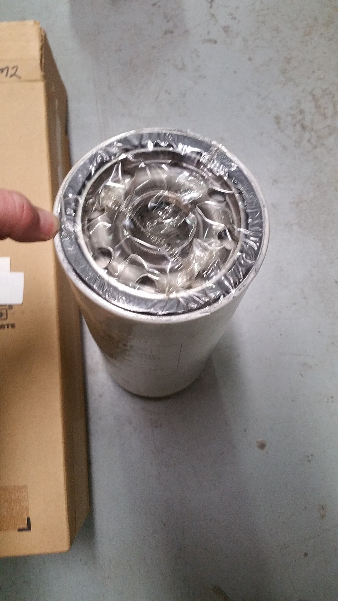 1055914M2 - Massey Ferguson - Oil Filter